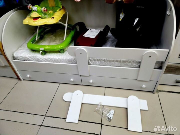 Борт, барьер для детской кровати