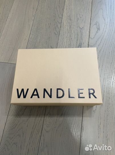 Босоножки Wandler