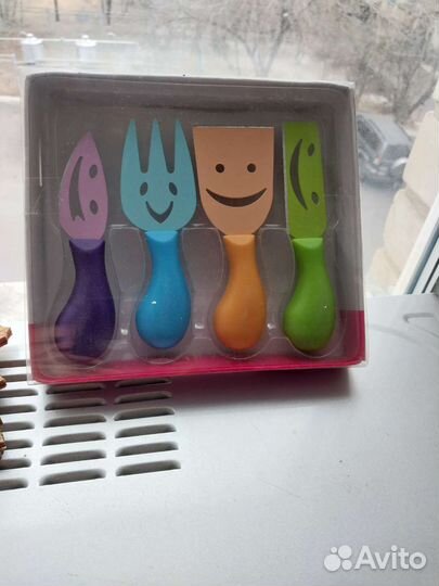 Набор ножей для сыра новый