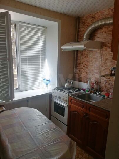 2-к. квартира, 42 м², 1/5 эт.