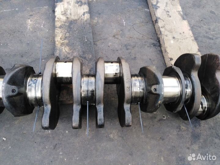 Коленвал Вольво FH12