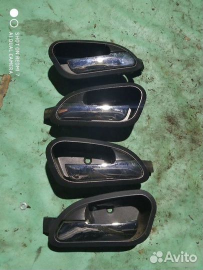 Внутренние ручки дверей Lifan Breez