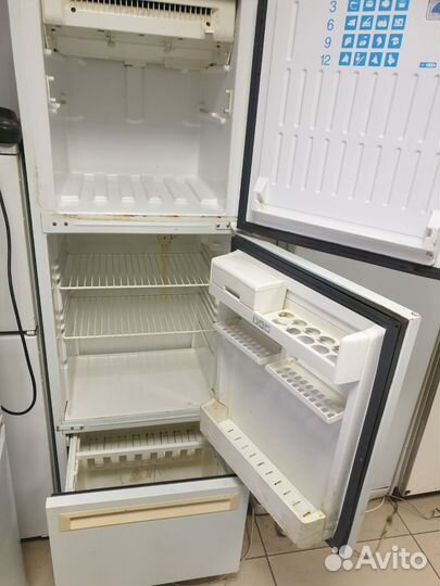 Холодильник stinol