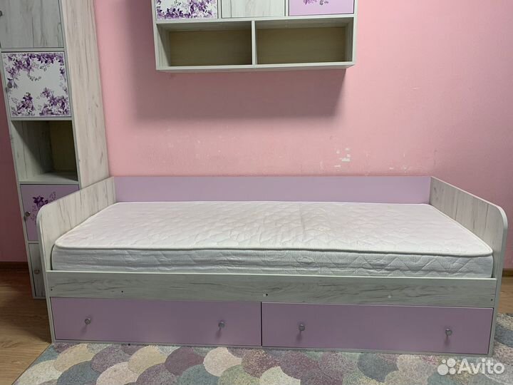 Мебельный гарнитур для девочки