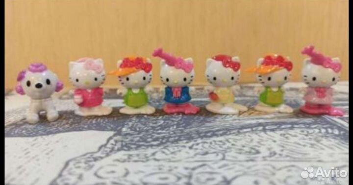 Киндеры Смурфики, бегемоты, Hello Kitty, Kids box