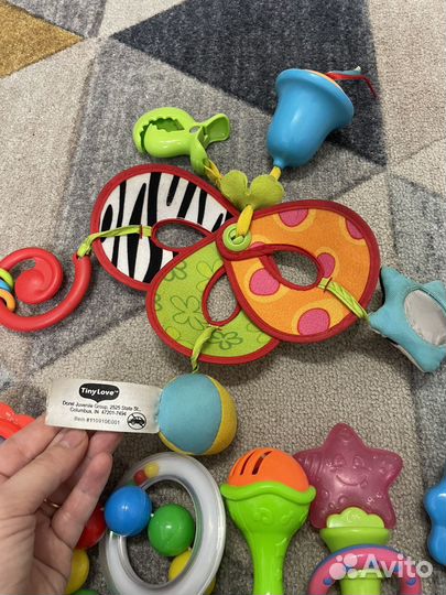 Tiny love погремушка