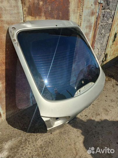 Продам дверь багажника на лансер 10 спортбэк