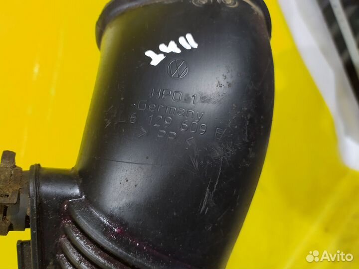 Патрубок воздушного фильтра Audi Q7 VW Touareg