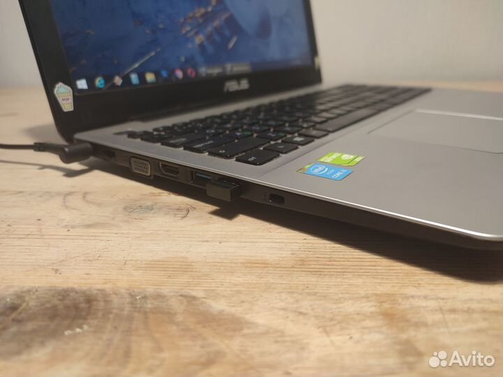 Игровой ноутбук Asus intel core i3/2видеокарты/ssd