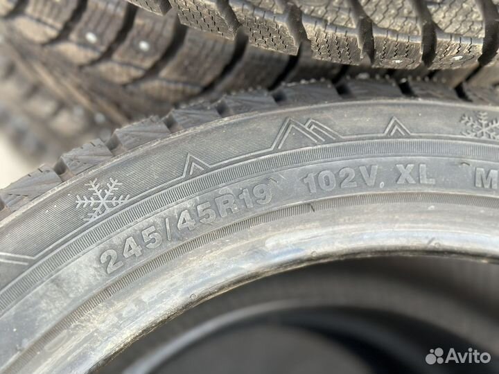 Winrun Ice Rooter WR66 245/45 R19 102V