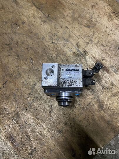 Топливный насос Митсубиси Динго 1.5