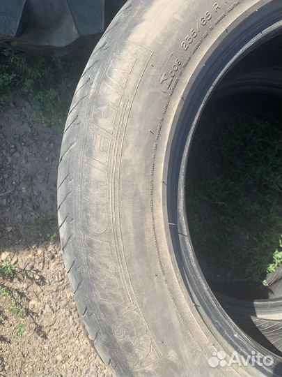 R6 Michelin Defender XT 235/65, PCD 5x112 DIA 16