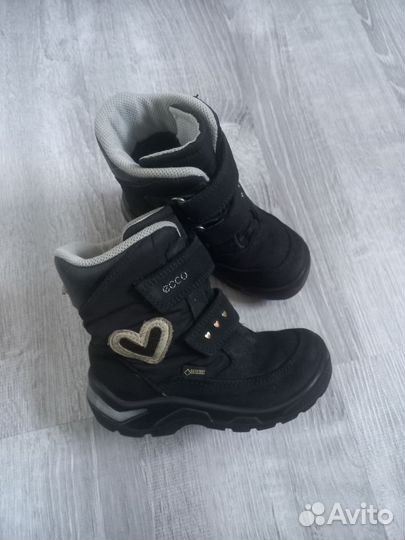 Демисезонные ботинки Ecco 27р