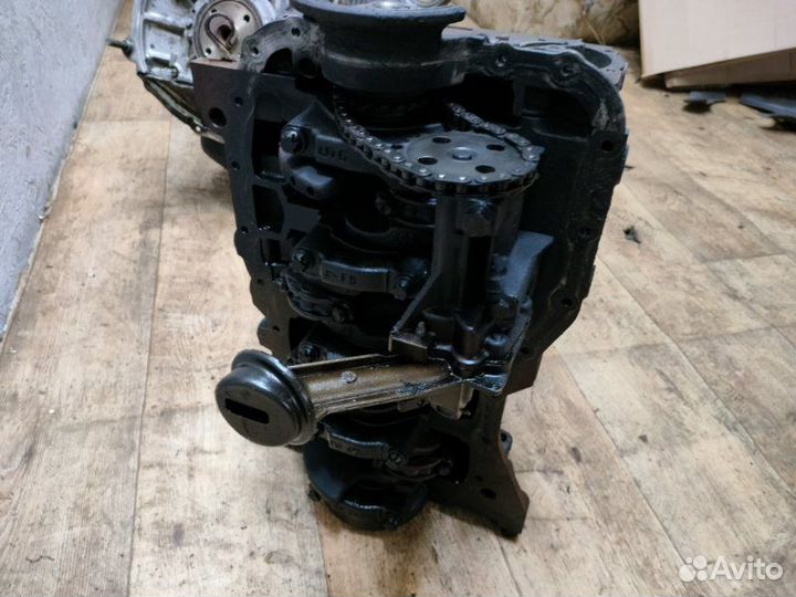 Блок двигателя (Шорт блок) Renault Logan 1 K7J710