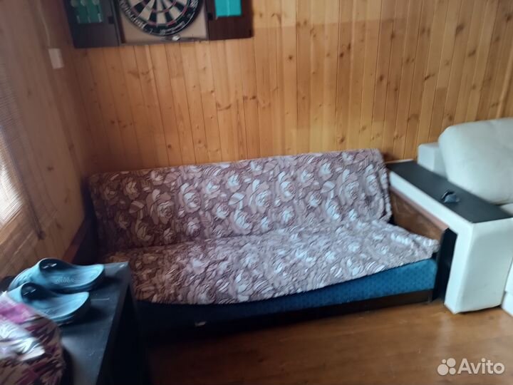 Диван