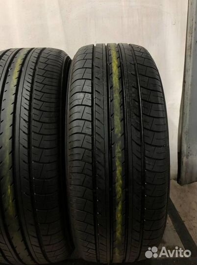 Yokohama dB Decibel E70B 215/55 R17 94V