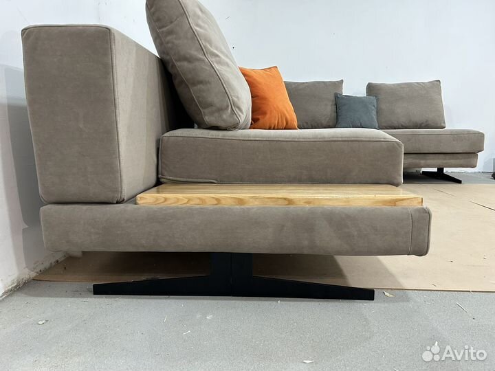 Угловой диван