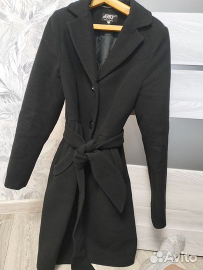 Пальто драповое женское зимнее 40 размер хs