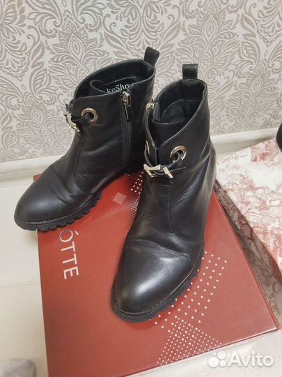 Ботинки женские