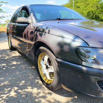 Opel Omega 2.5 MT, 1996, 265 000 км, с пробегом, цена 180 000 руб.