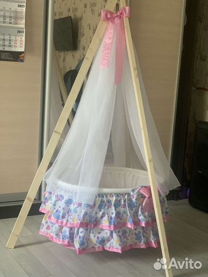 Колыбель для кукол