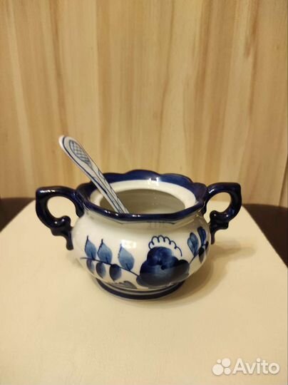 Гжель Сахарница с ложечкой коллекционное