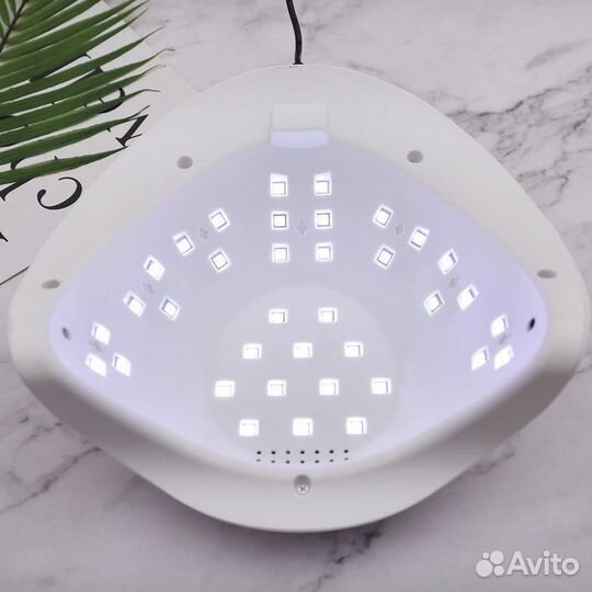 Лампа для сушки ногтей