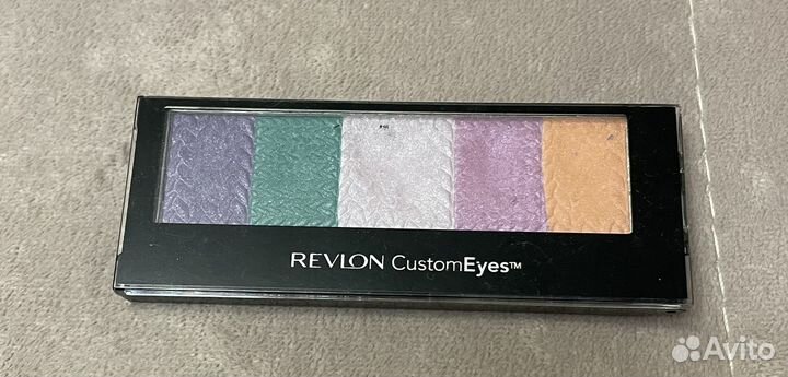 Тени для век Revlon