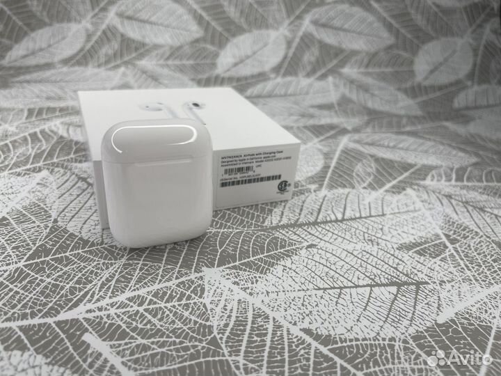 Кейс для airpods 2 новый оригинал