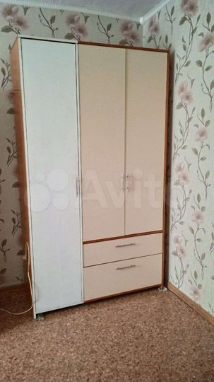 Комната 12,8 м² в 8-к., 6/9 эт.