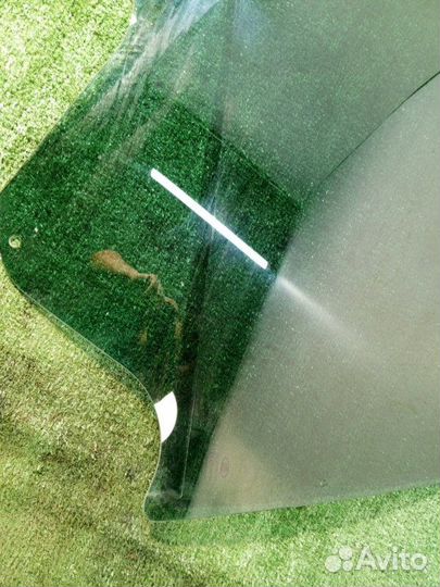 Стекло двери заднее правое LADA Xray Cross 21179