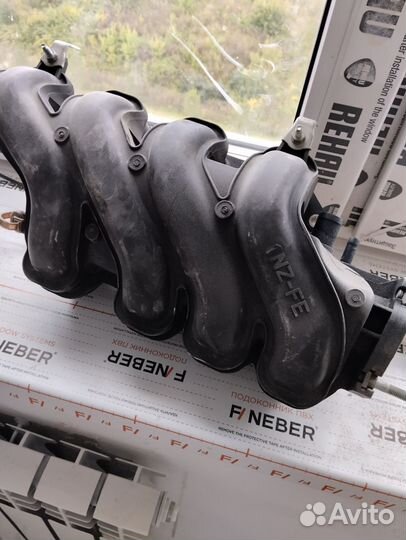 Впускной коллектор