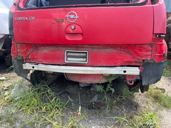 Задняя панель Opel Corsa C