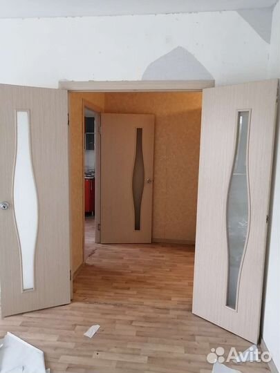 Двери межкомнатные с коробкой