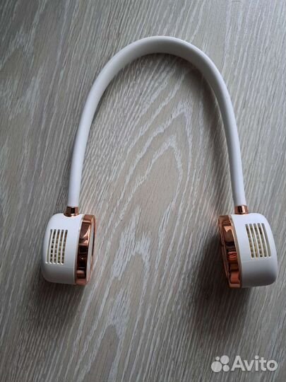 Продам нашейный вентилятор Kitfort-KT416