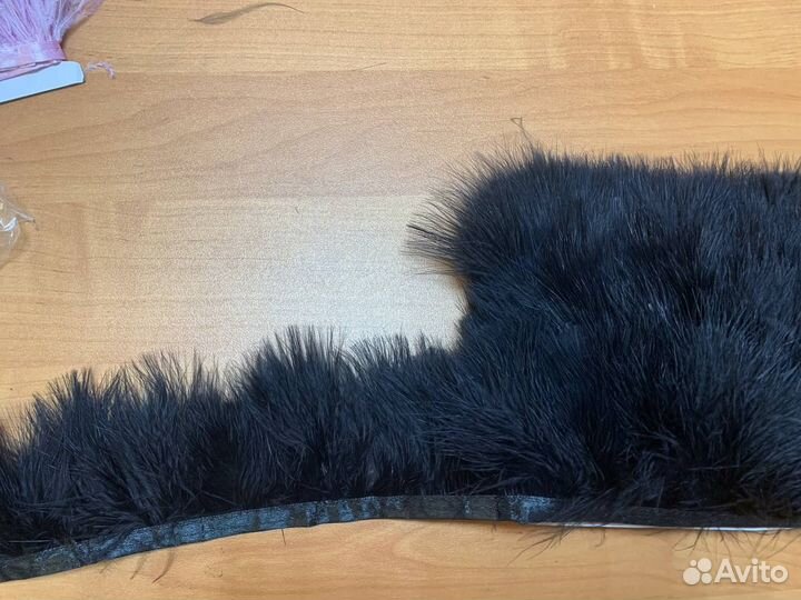 Перья пушистые декоративные на ленте черные