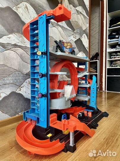 Hot wheels трек акула