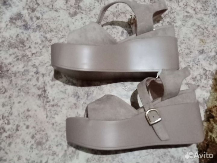 Босоножки женские 40 размер новые