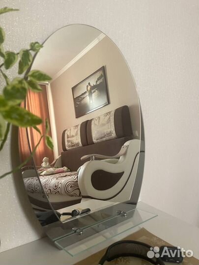 Зеркало настенное