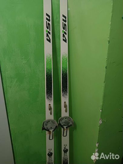 Лыжи Visu, палки, коньки