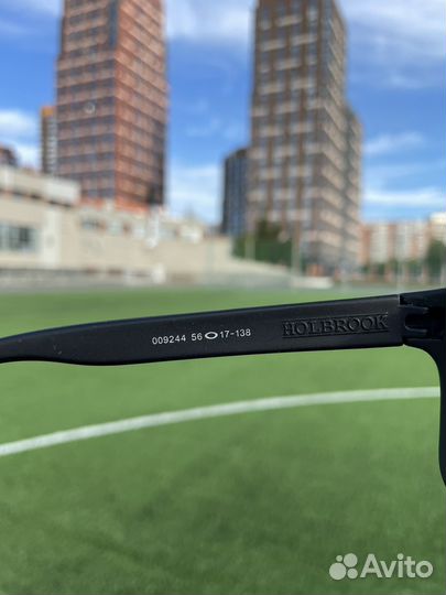 Новые солнцезащитные очки Oakley Holbrook Black