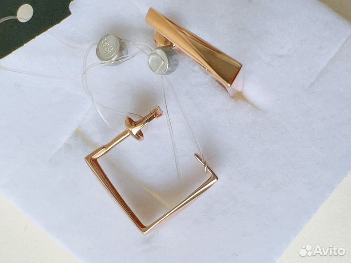 Новые золотые серьги пусеты гвоздики
