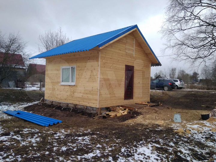 Дом 24 м² на участке 25 сот.