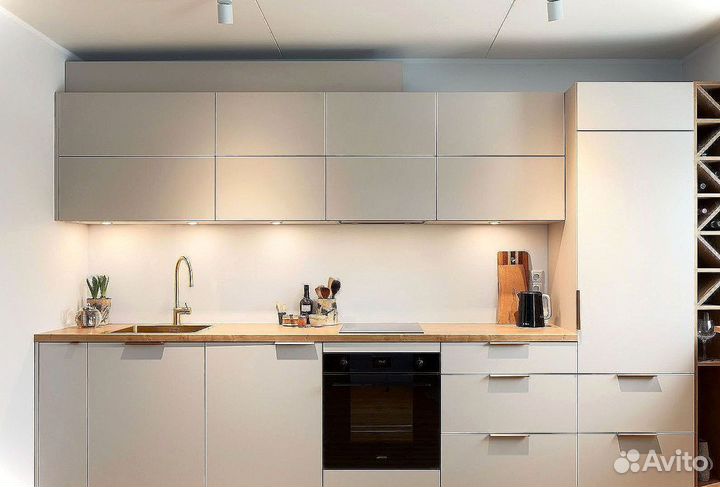 Кухня в потолок на заказ