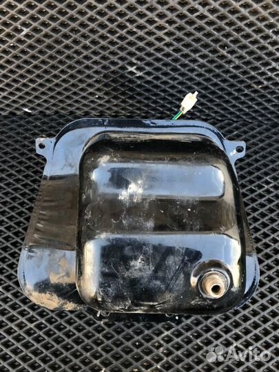 Бензобак на скутер Sym Jet 4