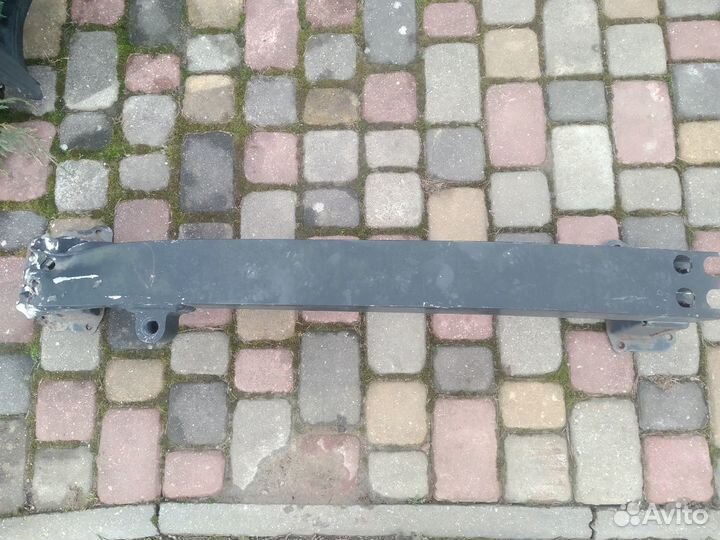 Nissan Teana 2 08-14 Балка переднего бампера