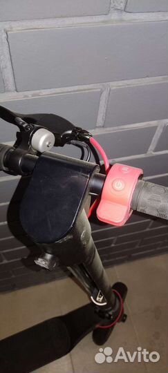 Электросамокат Е-scooter X8