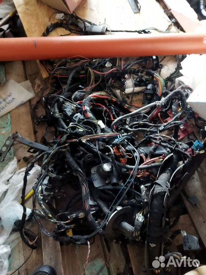 Запчасти бмв е 90 330