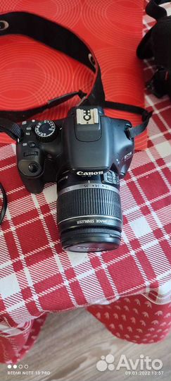 Зеркальный фотоаппарат Canon 550D Kit EFS 18-55mm