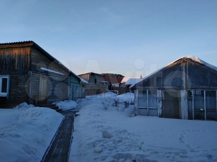 Дом 105 м² на участке 8,1 сот.